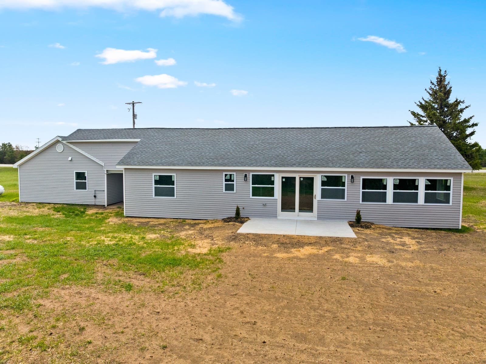 5568 S US Highway 131 photo 4